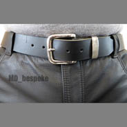 ALan black leather belt detail